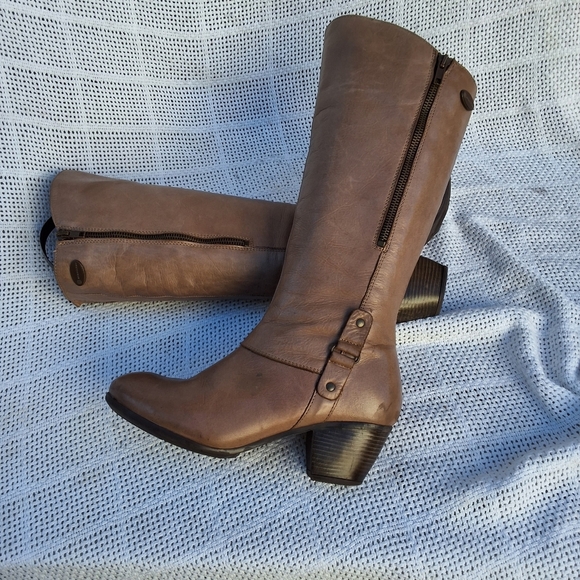 Eric Michael's Handcrafted leather boots 6.5- 7/37 - Picture 1 of 16